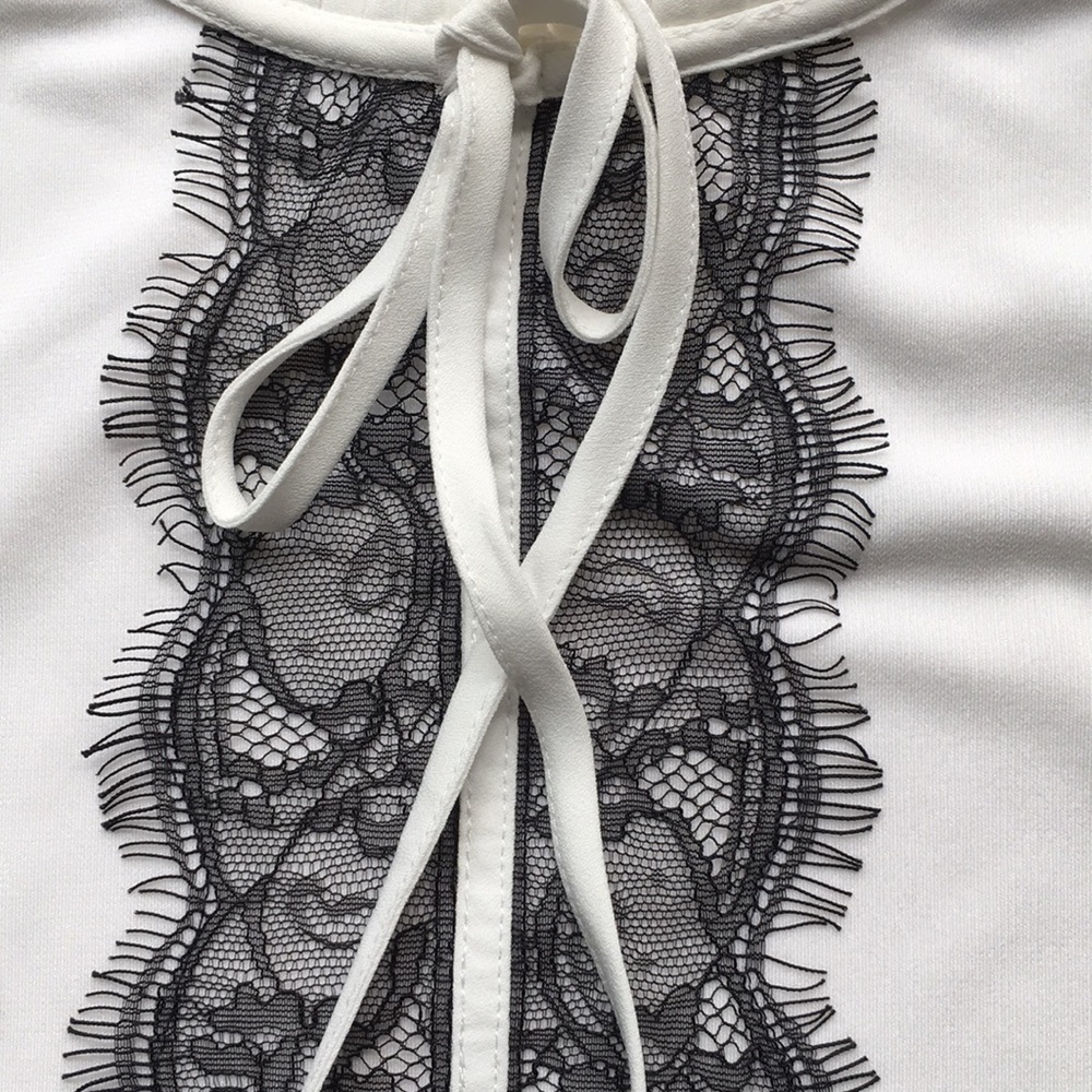 Elegant Karl lagerfeld sleeveless top - Picture 2 of 11